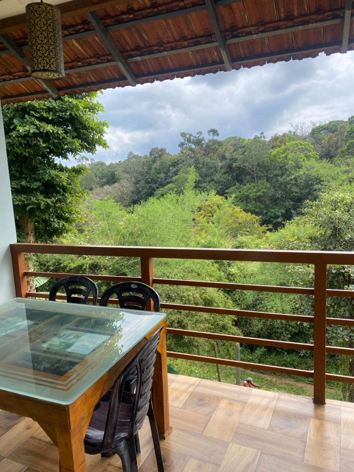 Happydays Hut Villa มานันทาวดี ภายนอก รูปภาพ